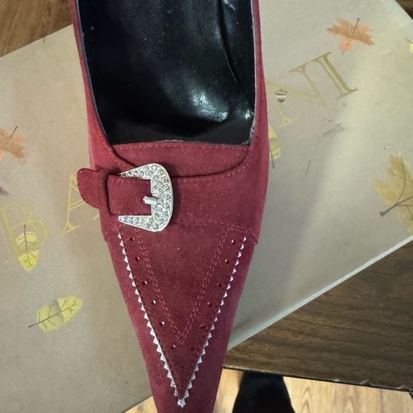 Basconi Women's Imported Italian Leather Heels - Picture 7 of 9